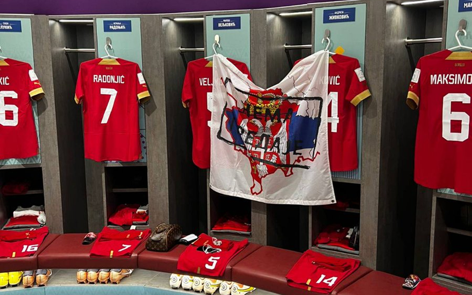 FIFA pokrenula istragu zbog transparenta u svlačionici: Kosovo prikazali kao dio Srbije
