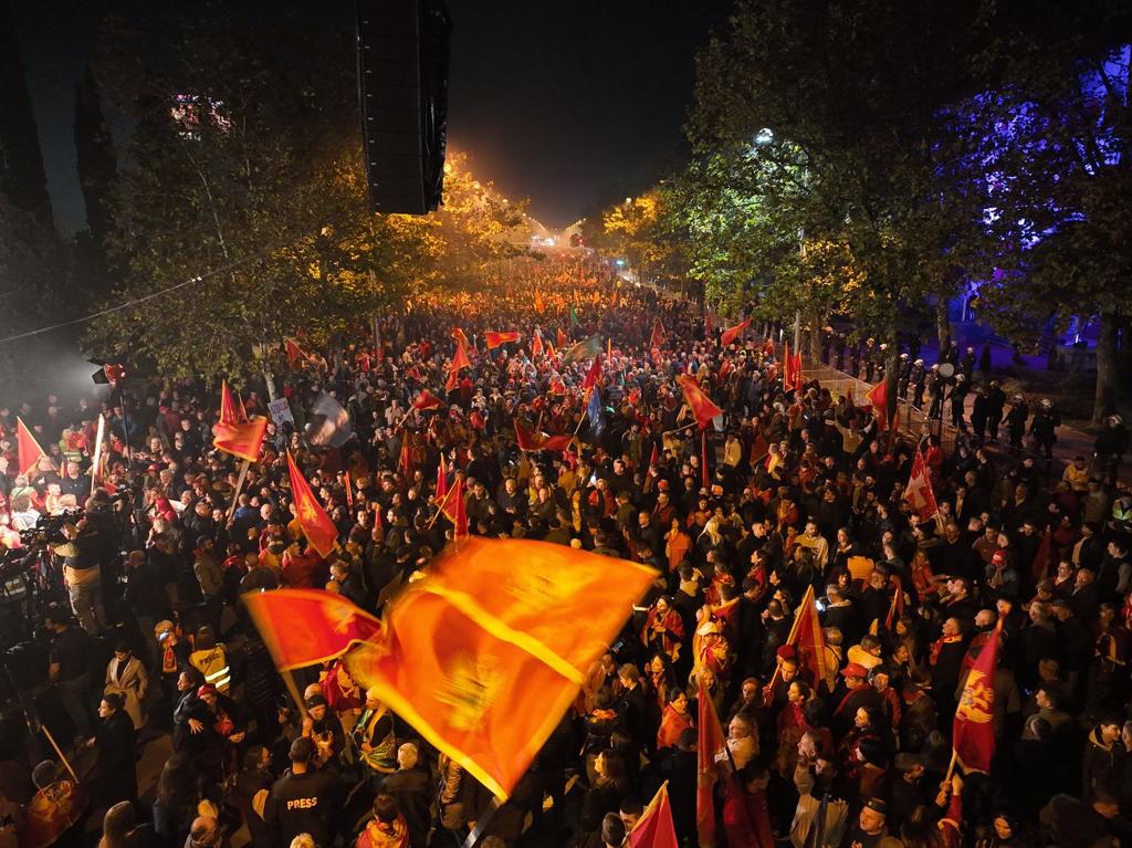 UŽIVO – Na skupu IMA NAS prema procjeni organizatora oko 20.000 ljudi: Brojite dok vam se od brojeva ne zavrti u glavi