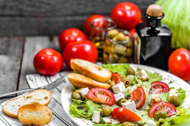 Mediteranski način ishrane može dugoročno pomoći ljudima koji pate od multiple skleroze