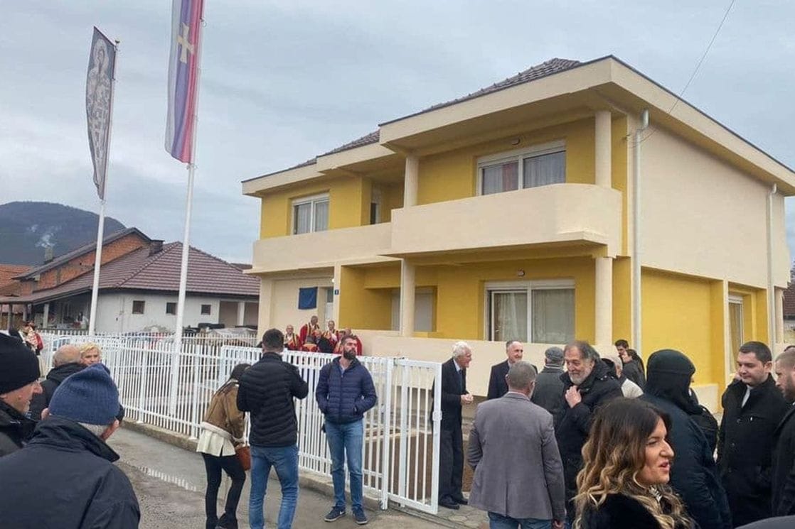 Vučić ne žali novac za ,,srpski svet“