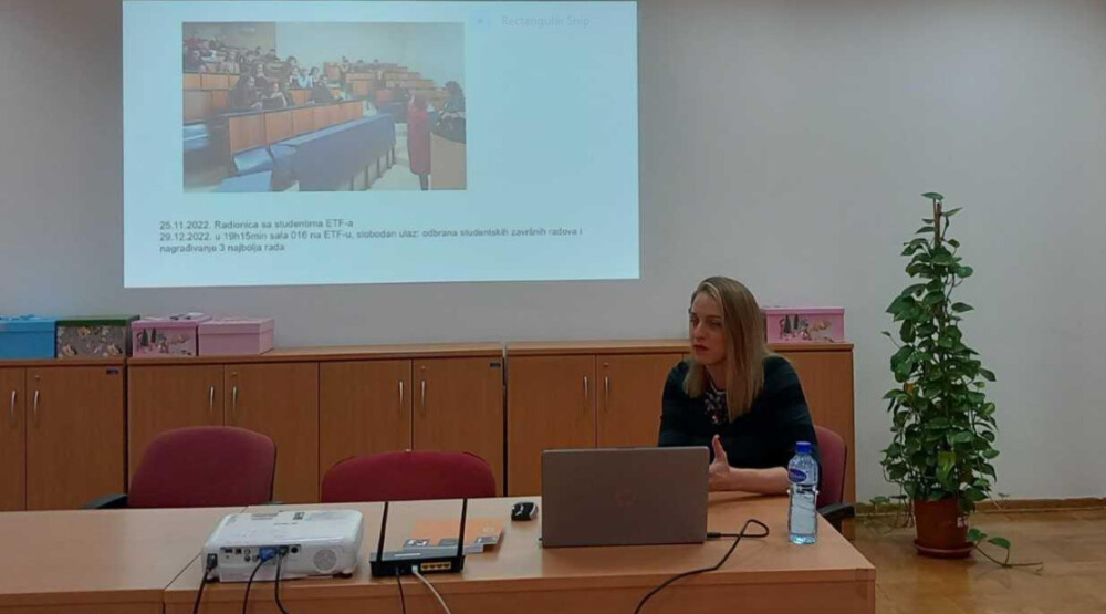 Zavod za školstvo uručio osnovnim školama didaktički materijal za pomoć djeci sa posebnim potrebama