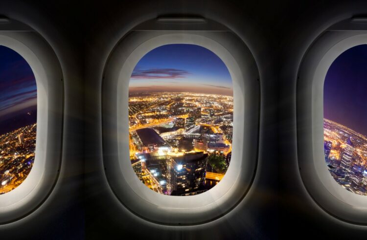 Zašto su prozori u avionu okrugli, a ne četvrtasti?
