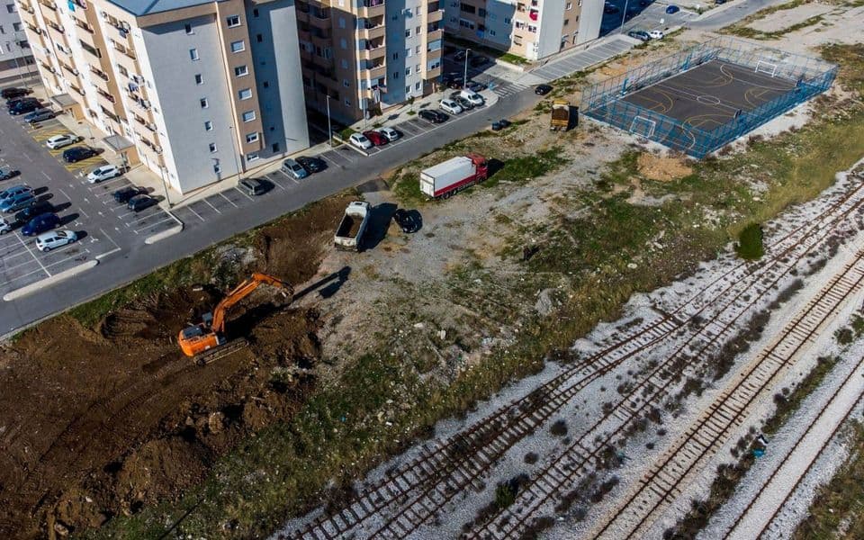 Vuković: Krenuli smo sa uređenjem terena na Bulevaru Stanka Radonjića