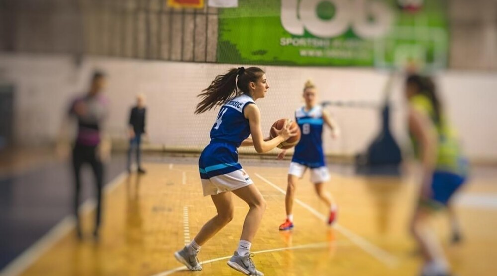 Tužna vijest za crnogorski sport: Preminula mlada košarkašica Ivona Đikanović