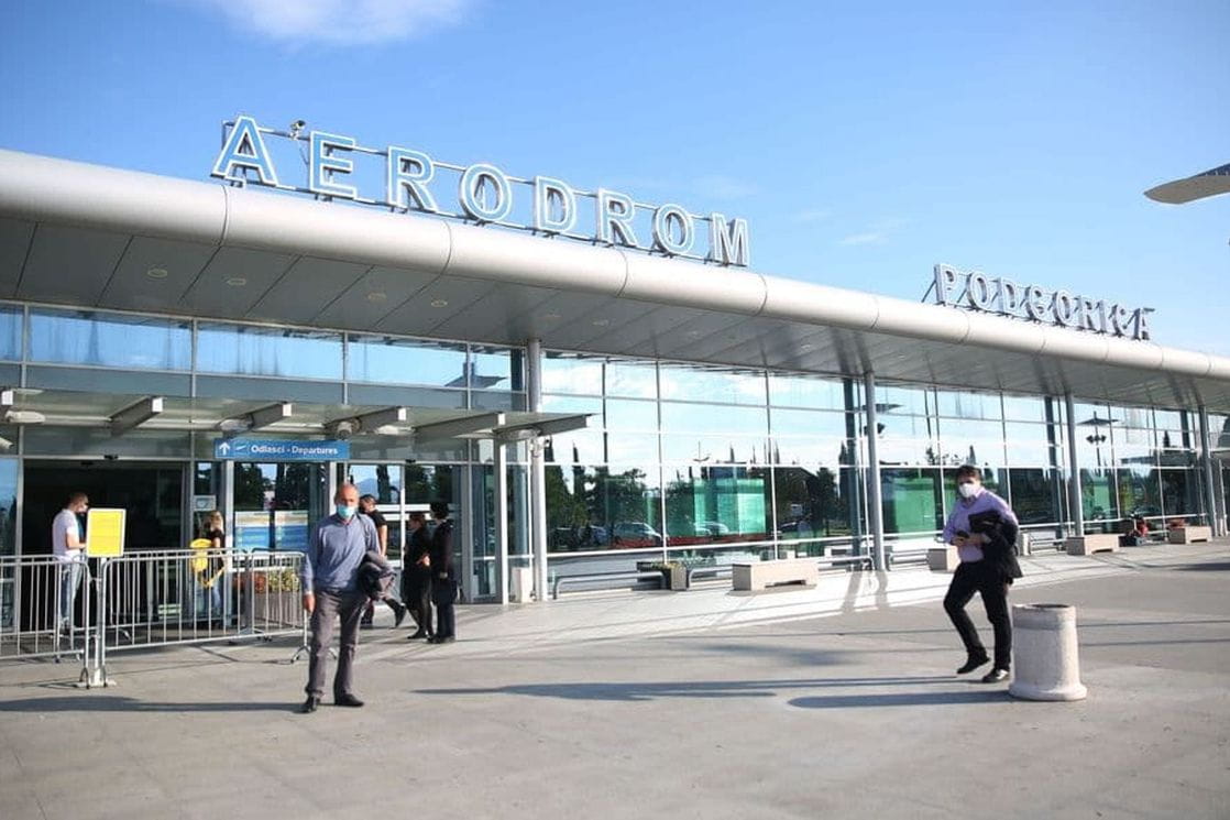 Prinudno sletio avion poljske kompanije; Žena prijavila eksploziv nakon što je muž odletio bez nje
