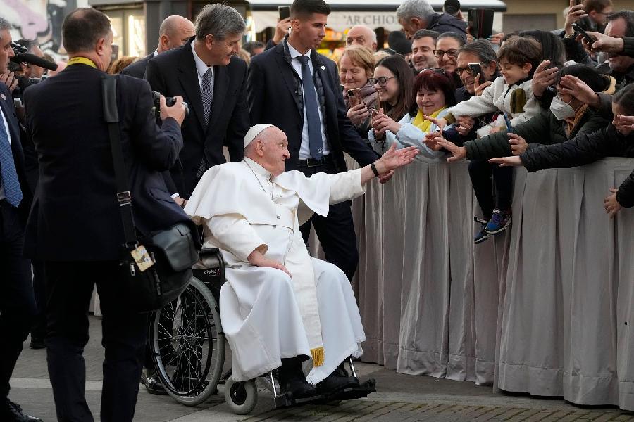 Papa primio izbjeglice koje su stigle humanitarnim koridorima