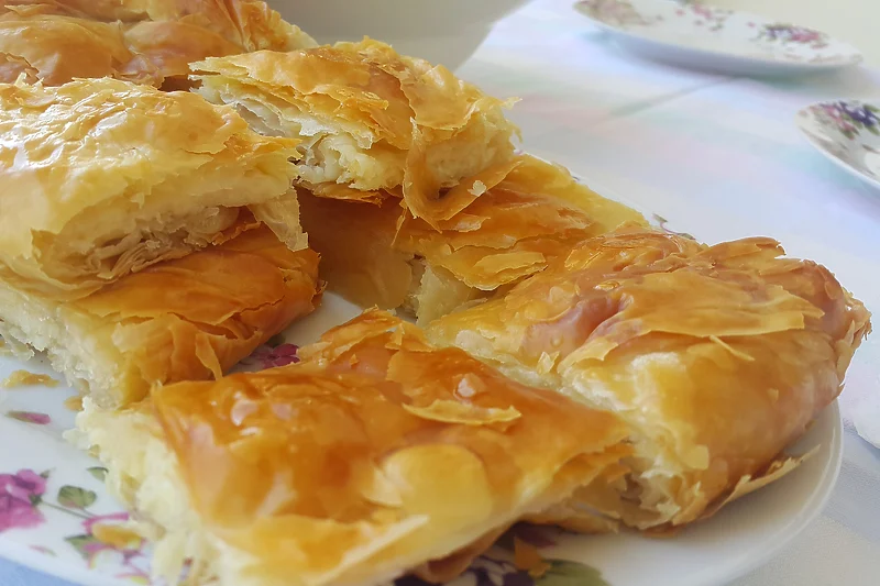 Gužvara sa sirom: Idealan ručak za čiju pripremu vam treba samo pet minuta
