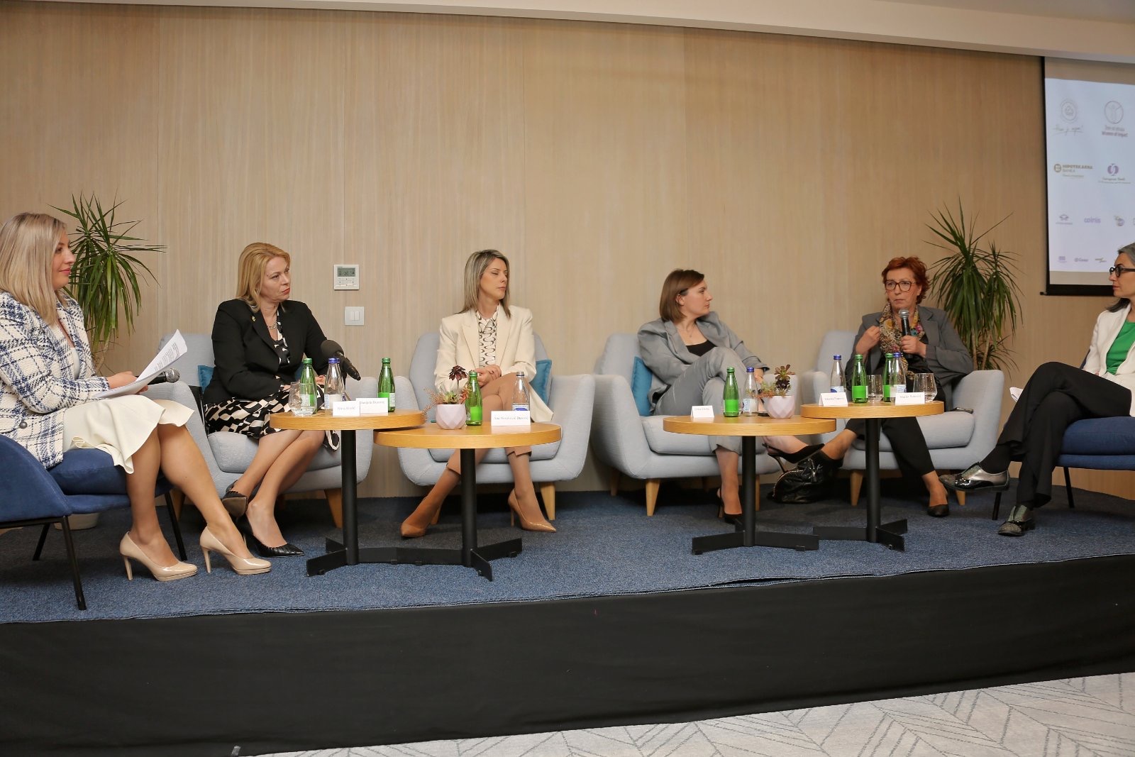 REGIONALNA KONFERENCIJA &#8220;ŽENE U POLITICI &#8211; NA SCENI&#8221;, NOVAKOVIĆ &#8211; ĐUROVIĆ: Žene su hrabrije i odlučnije, zabrinjavajući trend mizoginije u CG
