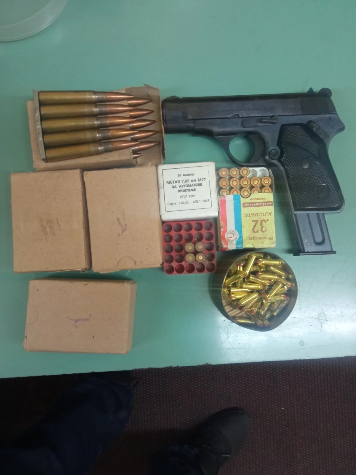 U Herceg Novom pronađeno oružje i droga, podnijeta prekršajna prijava protiv jedne osobe