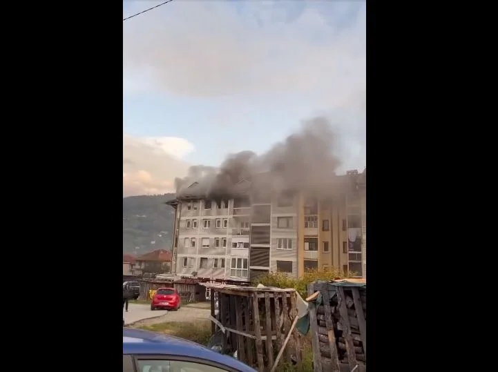 Bijelo Polje: Šestoro povrijeđenih u požaru, u stambenoj zgradi (VIDEO)