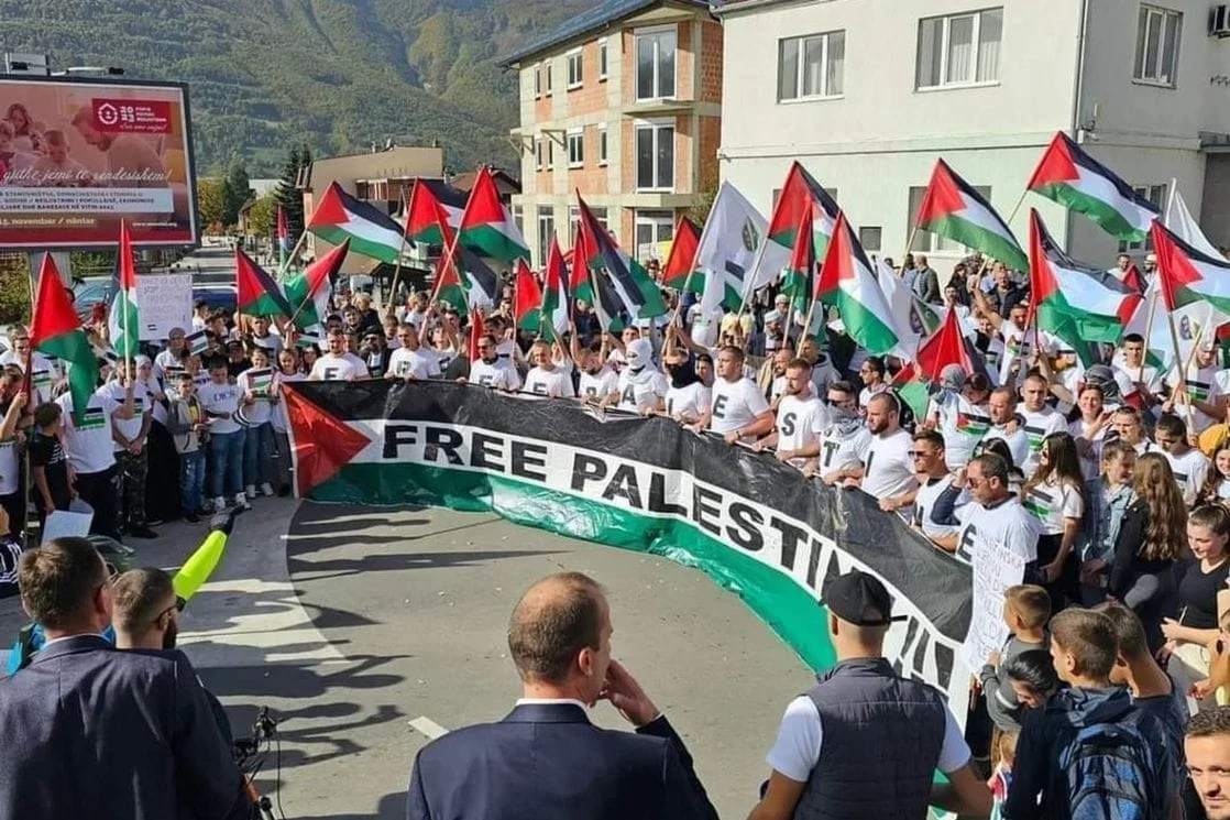 U Plavu i Gusinju održani skupovi podrške građanima Palestine