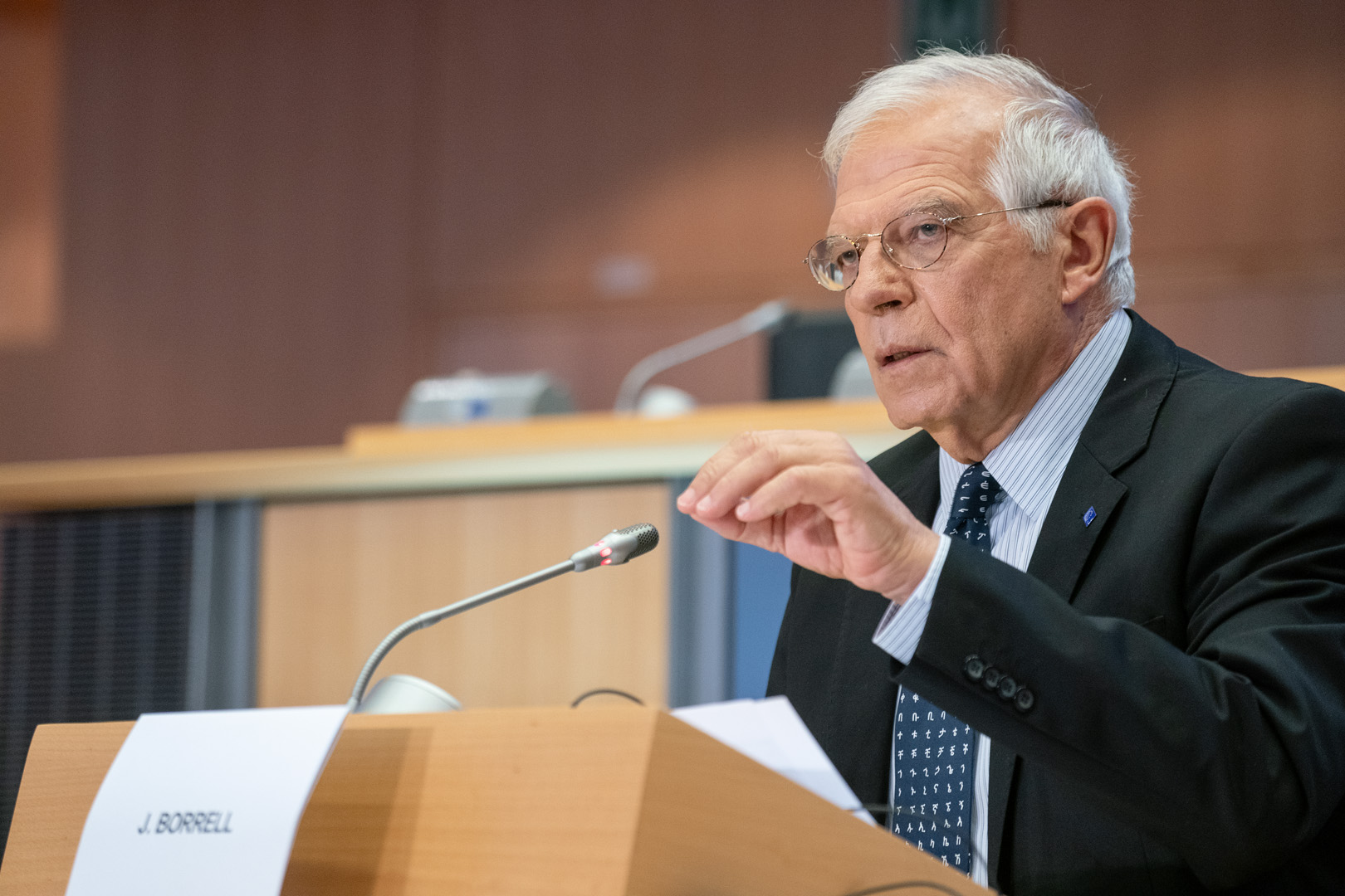 Ministri osam zemalja EU traže od Borelja da ograniči kretanje ruskih diplomata