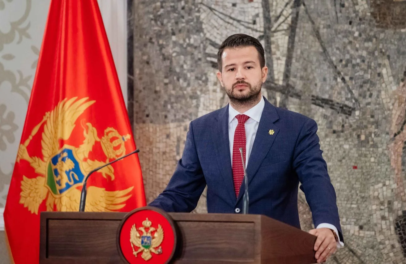 Milatović: Pomoć od 130.000 eura u novcu i 35.000 u robi stiže do 3.800 porodica