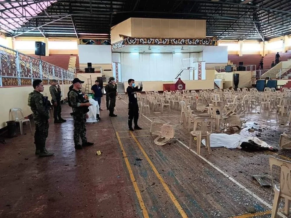 Bombaški napad na nedjeljnoj misi na Filipinima: Četvoro poginulih, desetine ranjenih