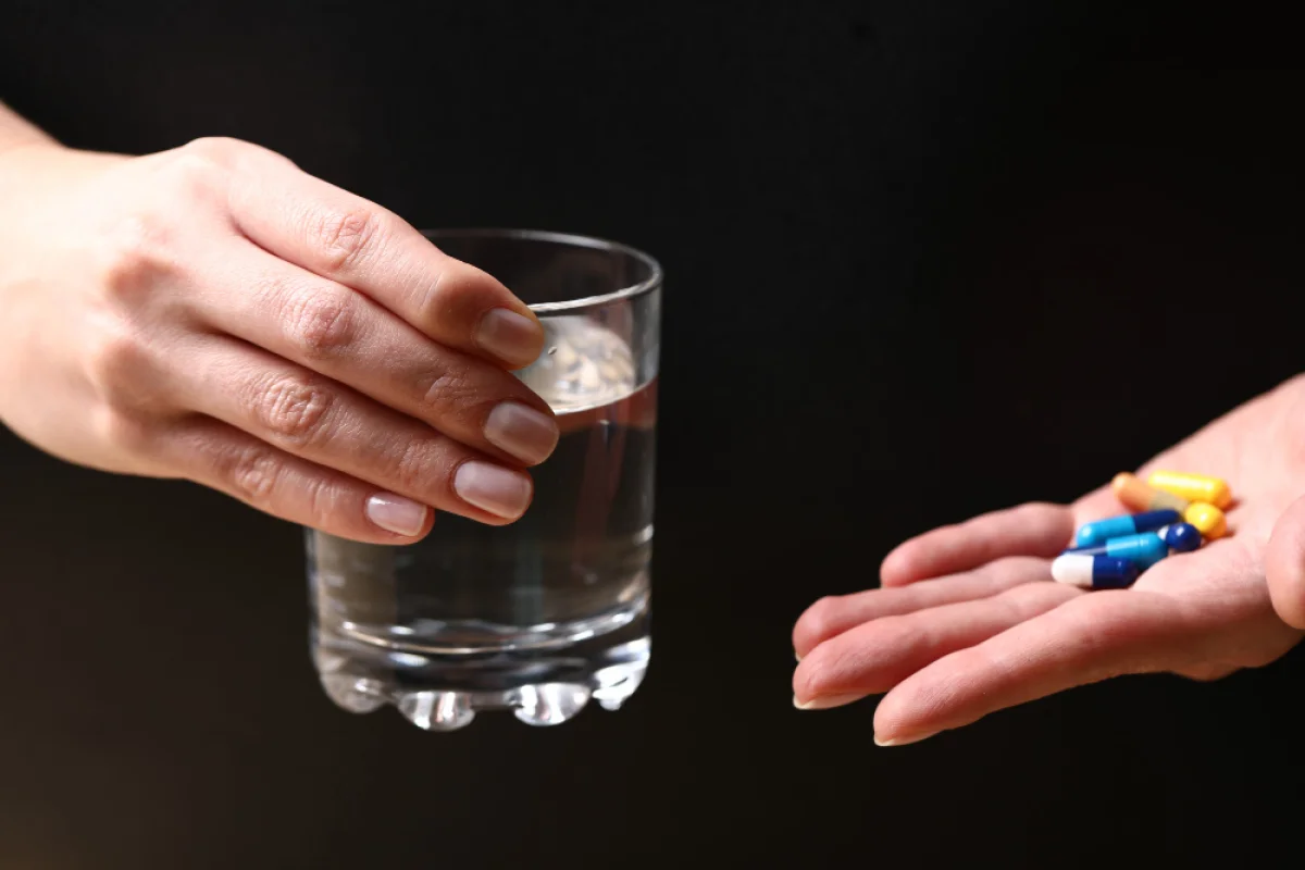 Ljekari upozoravaju na posljedice miješanja antibiotika i alkohola