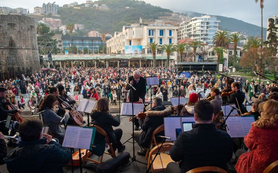 Prvog dana 2024. Budvu ispunile najfinije melodije klasične muzike