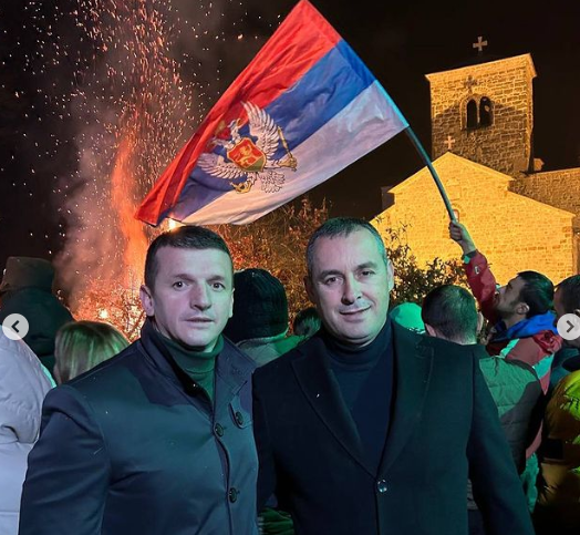 DALEKO SMO DOGURALI: Društvene mreže Ministarstva sporta kao oglasna tabla za božične deseterce i poziranje ispod trobojke ministra Šćekića