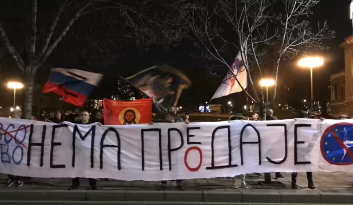 Beograd: Proruski desničarski skup na drugu godišnjicu ruske invazije na Ukrajinu