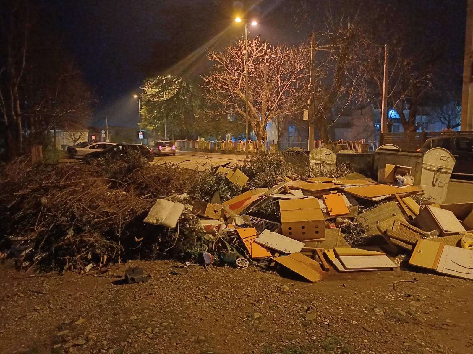 U GLAVNOM GRADU NIŠTA NOVO: Podgorica zatrpana smećem, građani nezadovoljni stanjem u njihovim naseljima