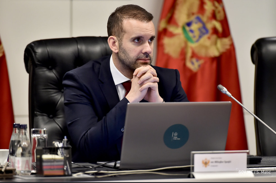 Ponovo pauza: Spajić ponudio Šaranoviću da predloži novog kandidata za v.d. direktora Uprave policije, on za sada odbija