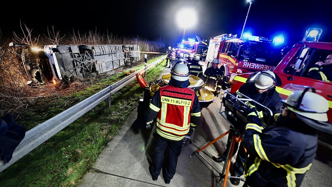Nesreća u Njemačkoj: Povrijeđeno najmanje 27 učenika