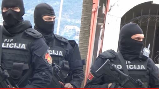 Pretresi širom Crne Gore, potraga za članovima OKG