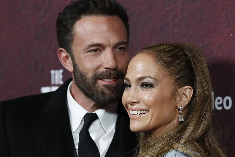 Izvor tvrdi kako je Ben Affleck bio &#8220;privremeno lud&#8221; i da je shvatio da njegov brak s J.Lo neće uspjeti