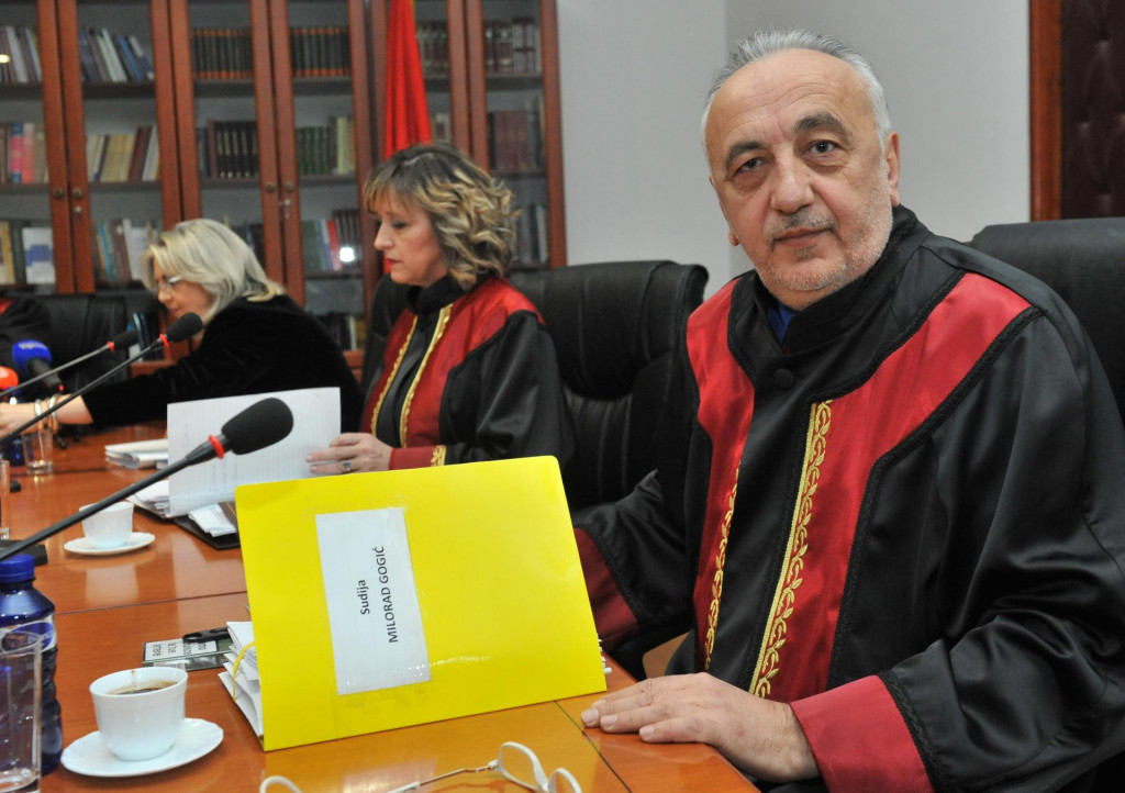 Gogić ipak ide u penziju?