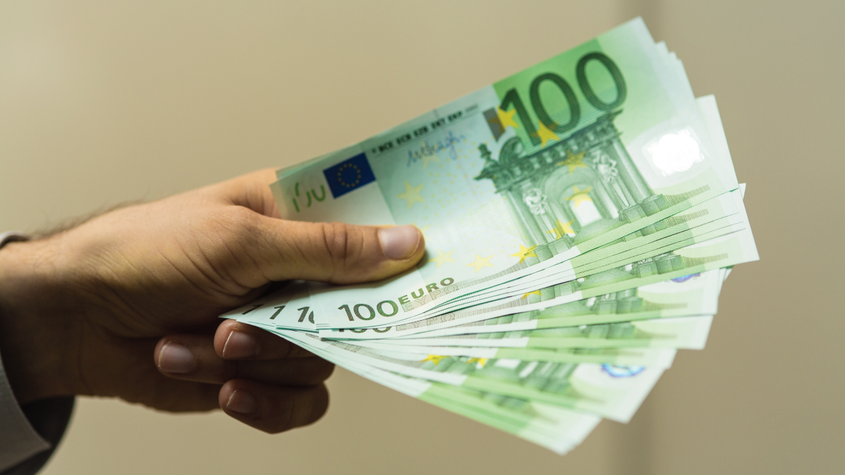 ZA SVE PUNOLJETNE GRAĐANE: Na ovom linku se prijavite i odmah PREUZMITE 100€
