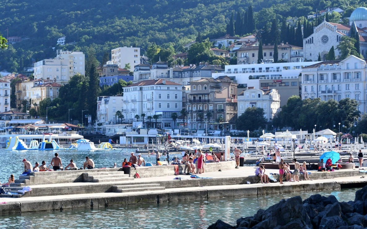 Srbi počeli masovno da kupuju stanove i kuće u Hrvatskoj, u obzir im dolazi samo jedno mjesto, a novac &#8211; nije problem
