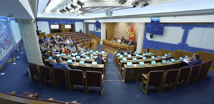 Prekinuta sjednica Skupštine bez utvrđenog dnevnog reda, nije bilo kvoruma