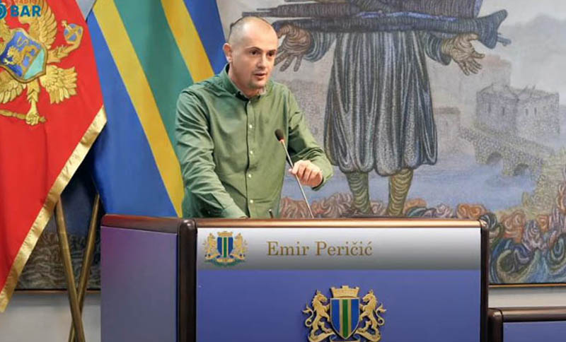 Peričić: Zbog havarije i višemilionske štete u Luci Bar Pješčić da podnese ostavku