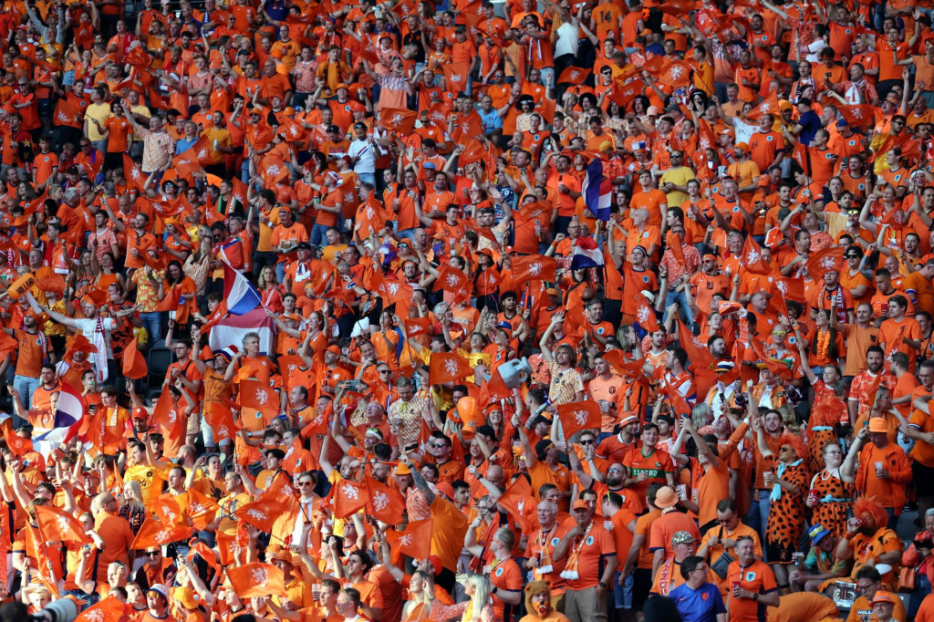 / EPA-EFE-FOTO: EPA/ABEDIN TAHERKENAREH