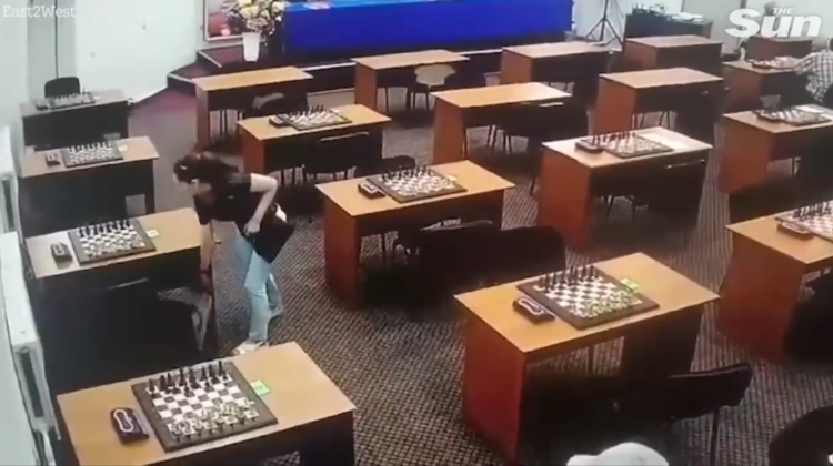 Ruskinja pokušala otrovati protivnice na turniru, kamere sve zabilježile (VIDEO)