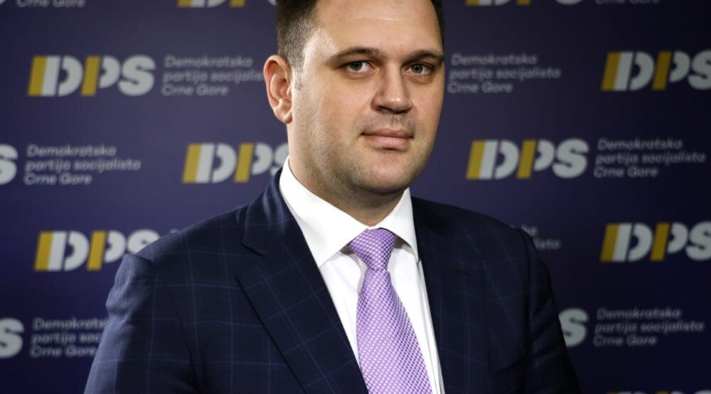 Anđušić: Čarapić obmanjuje, fokusirani smo na dalje snaženje DPS-a kao jedinog bedema evropske i građanske Crne Gore
