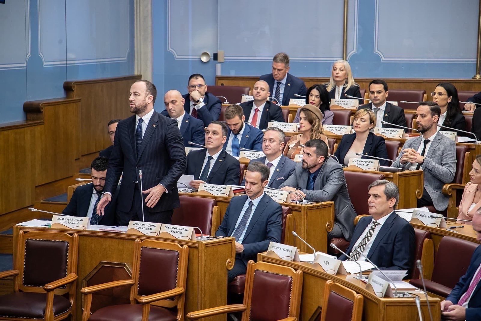 DPS: Zabrinuti smo zbog udvaranja Demokrata, ne želimo koaliciju sa njima