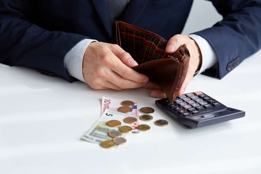 Prosječna neto zarada u avgustu 861 euro