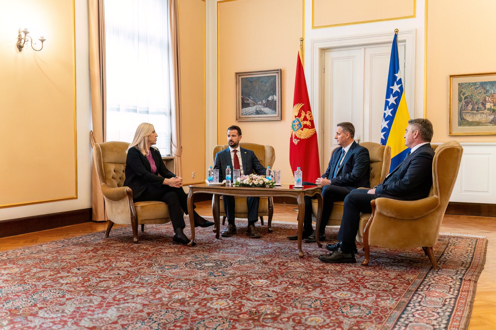 Milatović stigao u Sarajevo, dočekali ga članovi Predsjedništva BiH