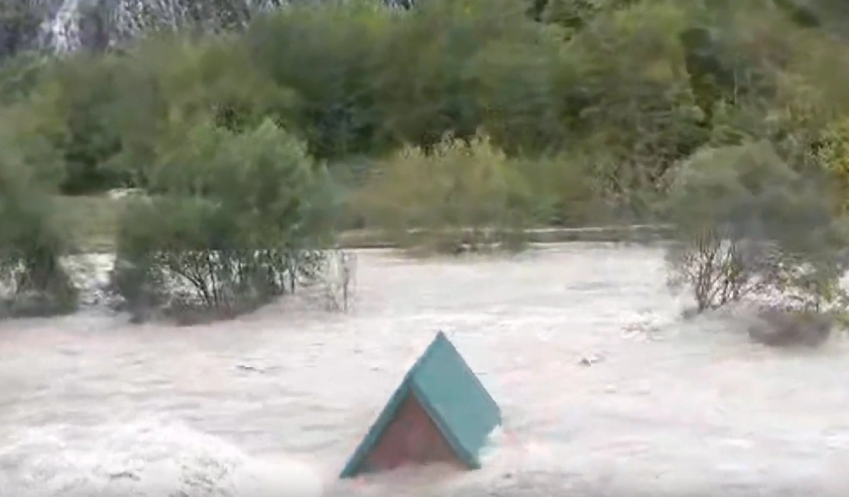Šavnik nakon nepogoda: Jedan most popravljen, dio naselja i dalje odsječen