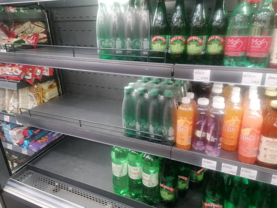 Voda osmi dan nije za piće, u marketima česte nestašiće