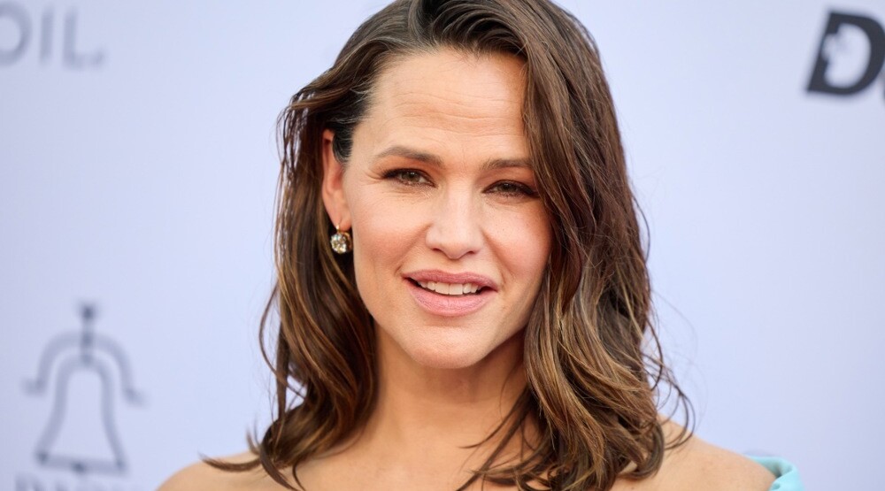 epa11307651 Jennifer Garner attends the Daily Front Row’s Fashion Los Angeles Awards at The Beverly Hills Hotel in Beverly Hills, California, USA, 28 April 2024.  EPA-EFE/ALLISON DINNER