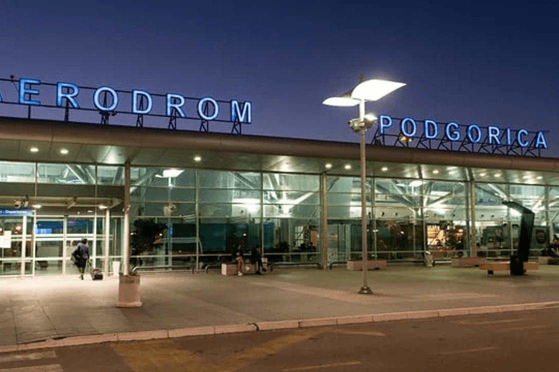 Zbog nevremena danas otkazano i kasni više letova sa podgoričkog i tivatskog aerodroma