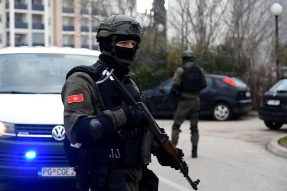 Bar: Policija pretresala lokale, kontrolisano šest operativno interesantnih lica