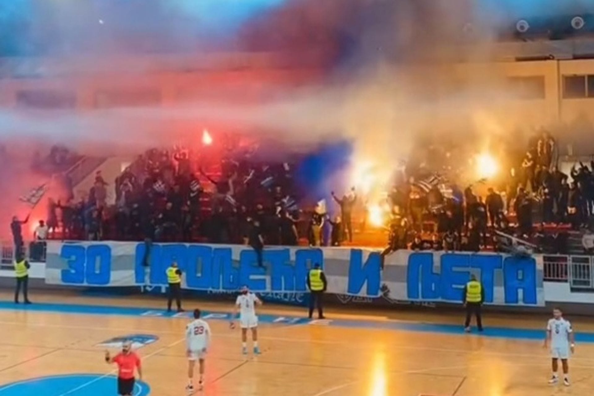 Lovćen slavio u Beranama pred 2.000 vatrenih navijača!