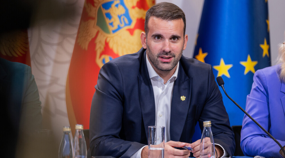 Spajić odgovorio Fejziću: Slažem se, biće isti aršin za sve