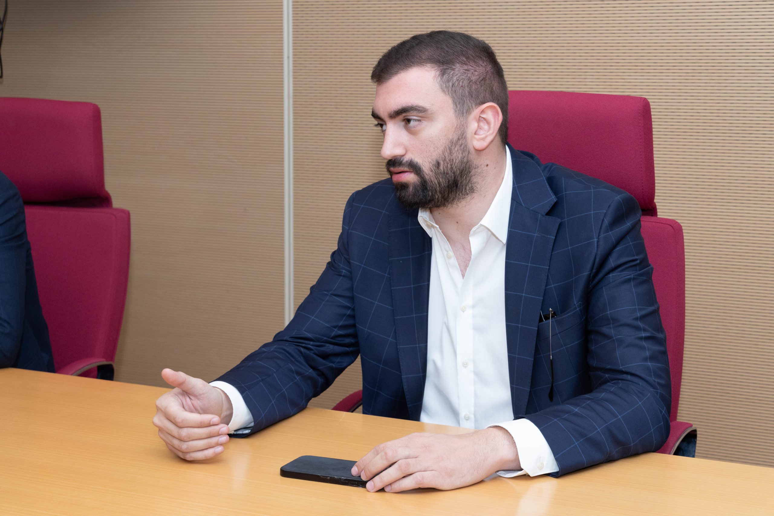 Klikovac: Nakon povećanja naknada Odboru direktora, Putevi se bez saglasnosti Skupštine Glavnog grada zadužili 700.000 eura