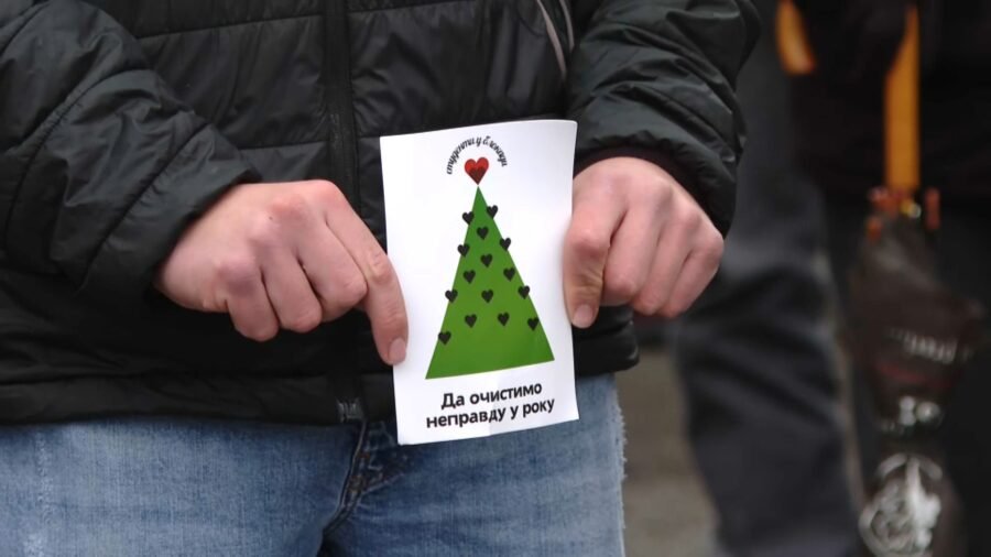 &#8220;Bitno je da imaš (u)stav&#8221;: Protest studenata ispred suda u Novom Sadu – nastavljene blokade