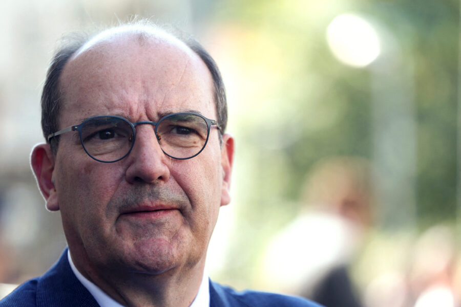 Bivši francuski premijer Kasteks uhapšen zbog falsifikovanja i pronevjere
