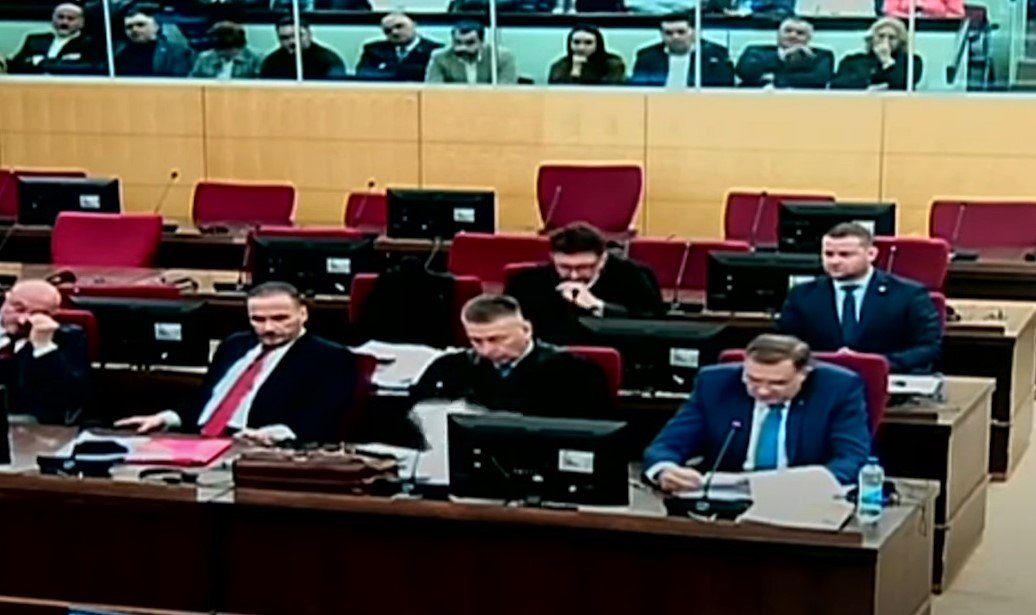Vanredno stanje u Republici Srpskoj uoči presude Dodiku, prijeti mu zatvor