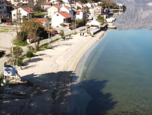 Mještani Stoliva i Prčnja ostaju bez pristupa jedine javne plaže?